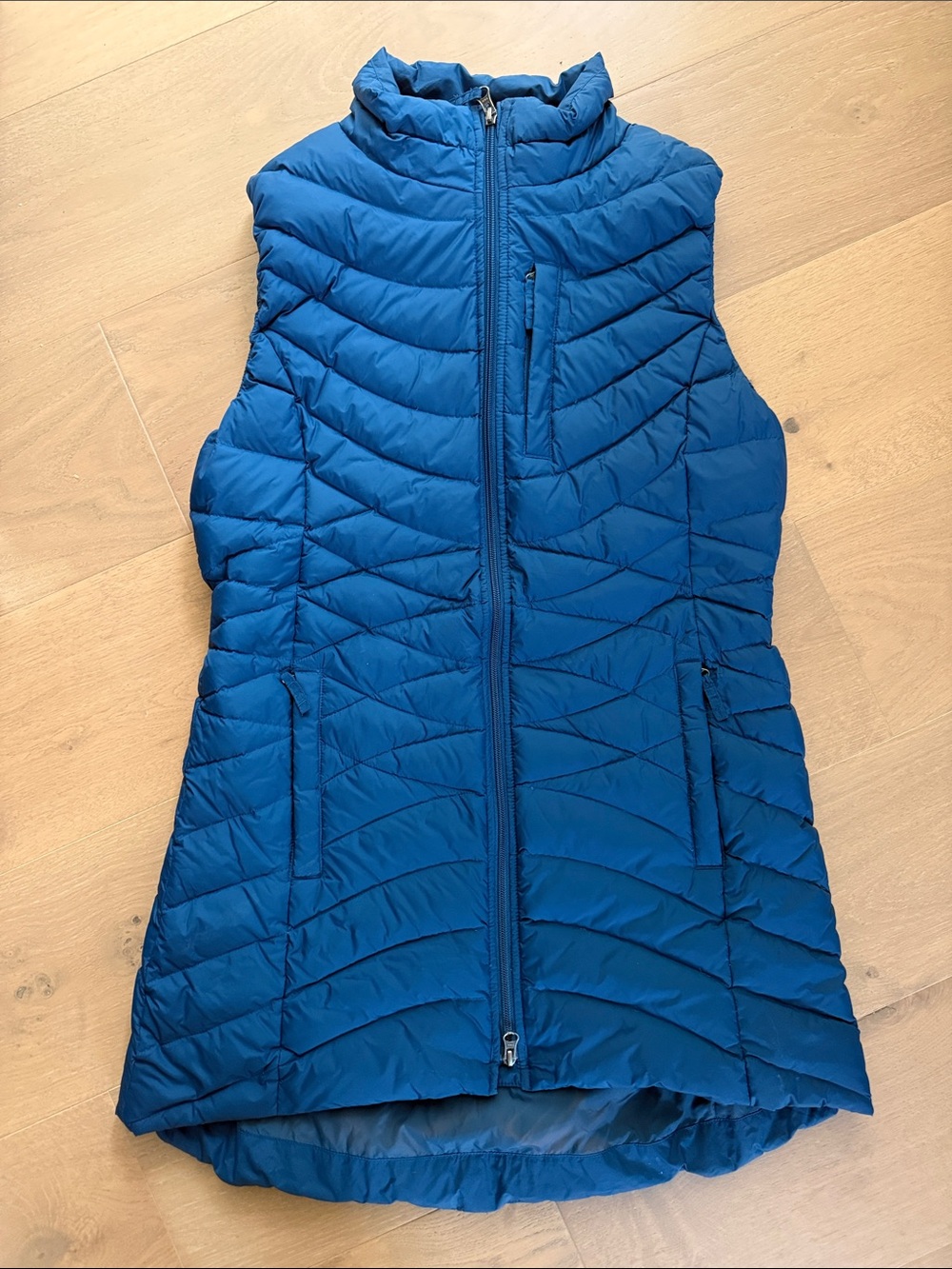 Duluth Trading Company Down Right Blue Quilted Tunic Puffer Vest- GUC - Picture 3 of 10